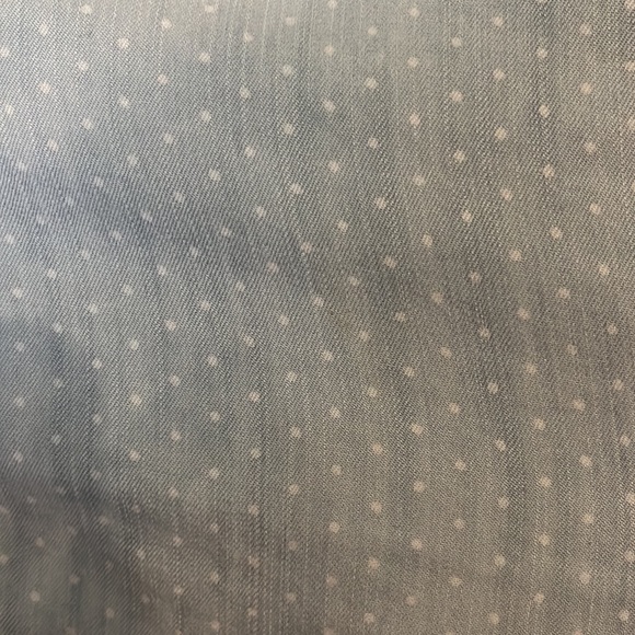 Rails button up chambray with white polka dots size small - Picture 2 of 4